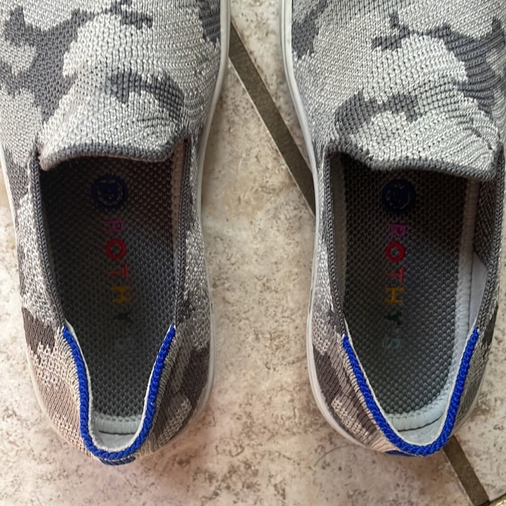 Rothy’s The Kids Sneaker Grey Camo - Picture 4 of 15